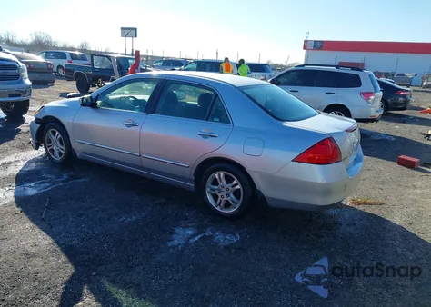 2007 Honda Accord 2.4 Se z USA, uszkodzony, nr VIN JHMCM56337C022128
